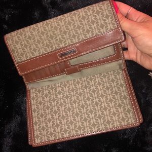 Fossil wallet